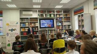 Районный этап всероссийского конкурса чтецов «Живая классика» — это всегда испытание талантом и смелостью. Нашу школу на этом серьёзном рубеже достойно представил ученик 8 «А» класса Харченко Николай.